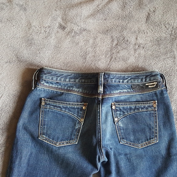 Diesel straight-cut denim jeans, size 25 - Picture 3 of 3